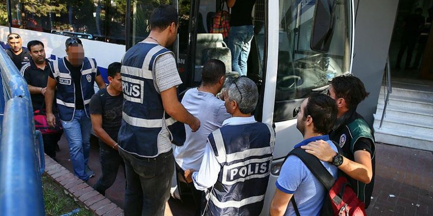 İstanbul'da FETÖ operasyonu: 136 kişi yakalandı