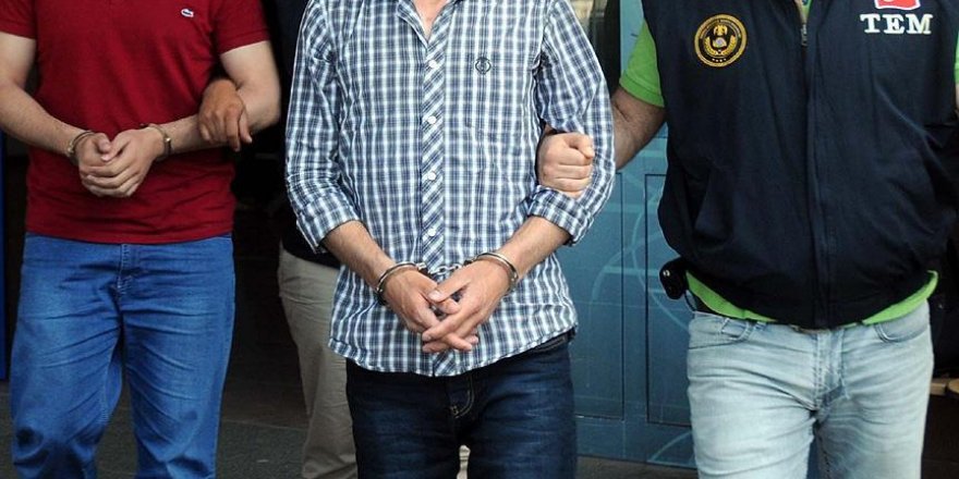 Antalya'da DAEŞ şüphelisi 2 kişi tutuklandı