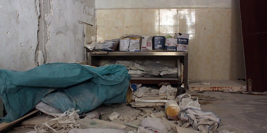 Yemen'de bir hastaneye hava saldırısı düzenlendi
