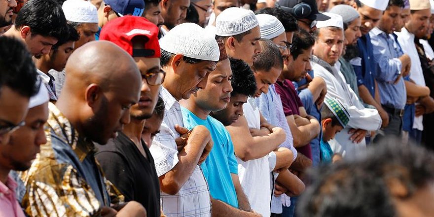 ABD'de namaz çıkışı öldürülen imam için cenaze namazı
