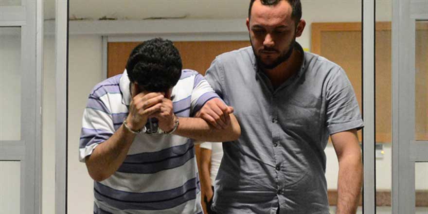 FETÖ'cü savcı flash bellekle PYD'ye kaçıyordu