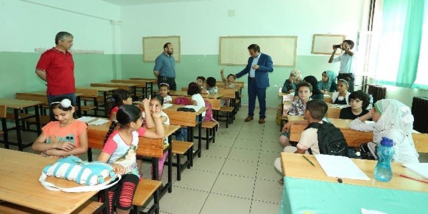 Canik’ten yabancı misafirlere Türkçe kursu