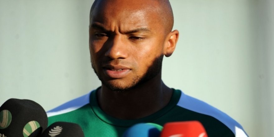 Joshua John: 'Bursaspor’a gelmek için savaş verdim'
