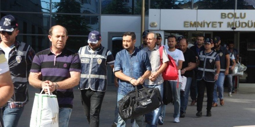 Bolu’da 12 FETÖ şüphelisi polis adliyeye sevk edildi