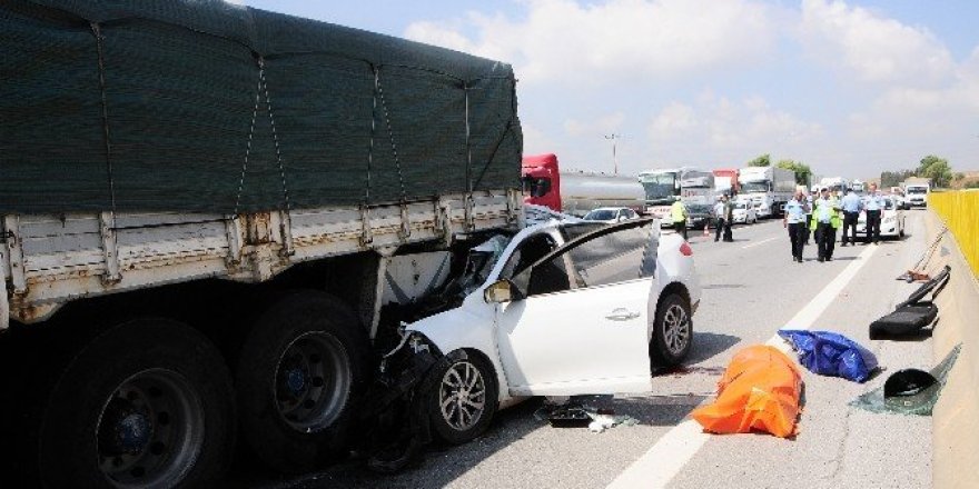 Rahatsızlanan sürücü kazaya neden oldu: 2 ölü
