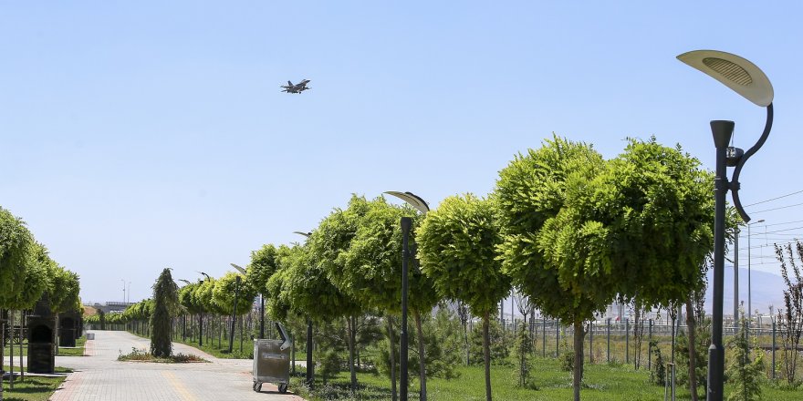 Konya 3. Ana Jet Üssü'nde uçuşlar yeniden başladı