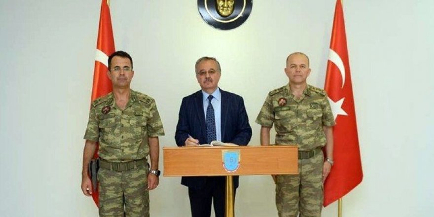 Edirne Valisi Özdemir, Mehmetçiklerle karavana yedi