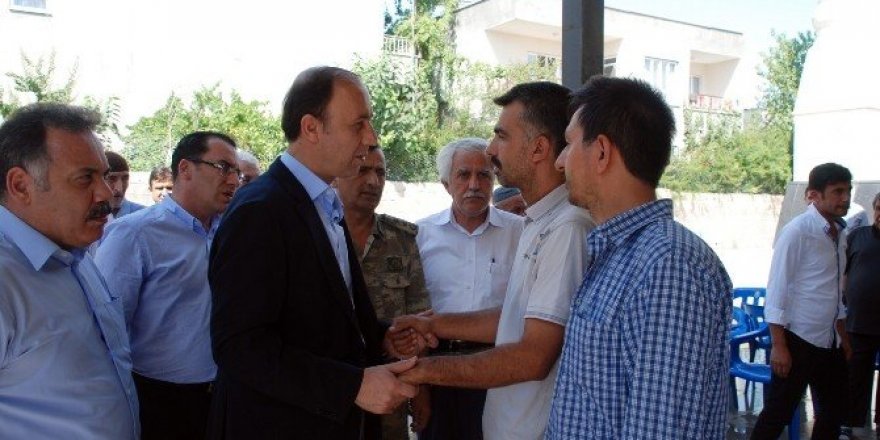 Vali Erin, şehit ailesini yalnız bırakmadı