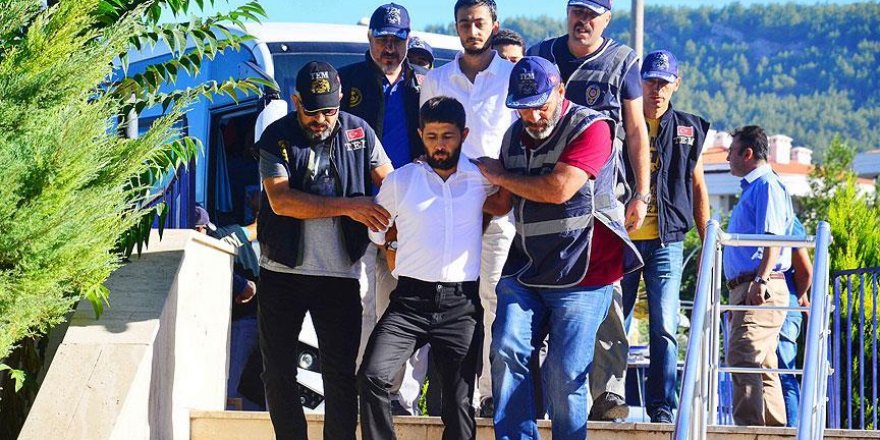 Marmaris'teki darbeci askerlerden 11'i daha tutuklandı