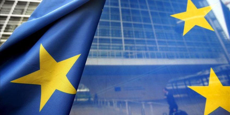 Moldova'da Cumhurbaşkanlığı binasındaki AB bayrağı indirildi
