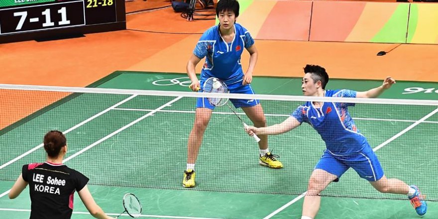 Badmintonta iki kategoride madalyalar dağıtıldı