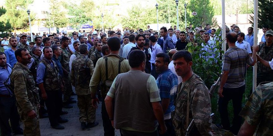 Bitlis'teki terör saldırısı protesto edildi