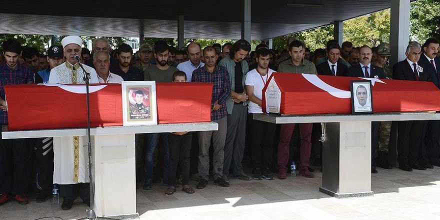 Şehitlerimizi uğurluyoruz