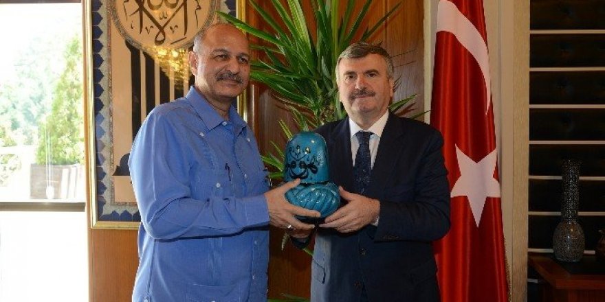 Pakistanlı parlamenterler destek ziyareti için Konya’da