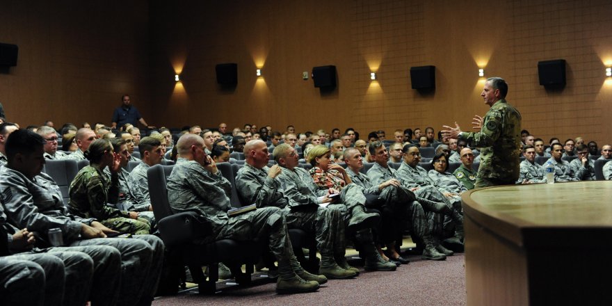 ABD Hava Kuvvetleri Komutanı Goldfein İncirlik'te