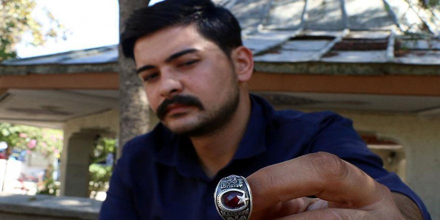 Subaylık hayali yarım kalan genç devre yüzüğünü çıkarmıyor