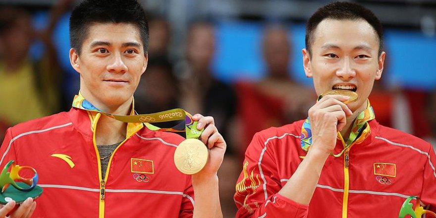 Badmintonda iki kategoride madalyalar dağıtıldı