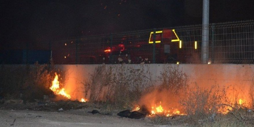 Bandırma’da AVM’de çıkan yangın korkuttu