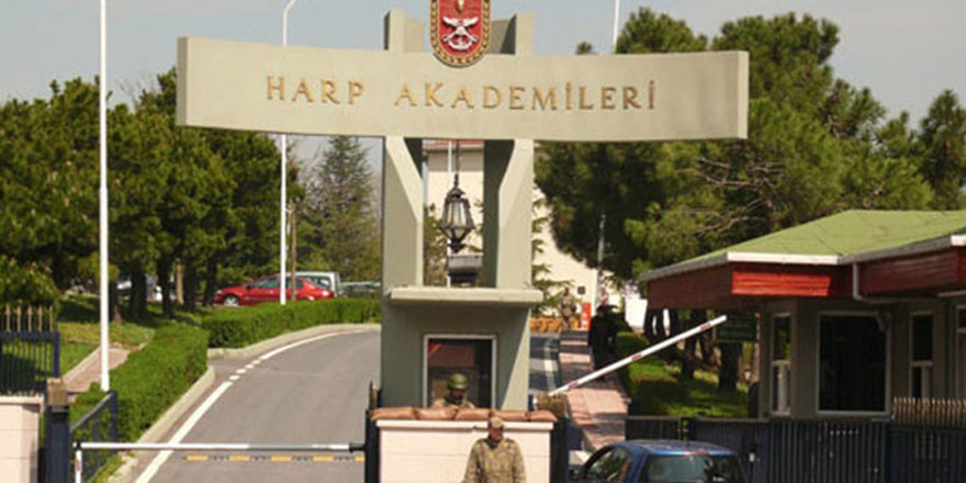 Harp Akademileri Komutanlığı'nda 40 tutuklama