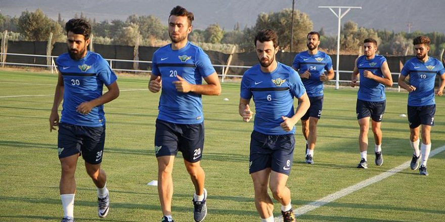Akhisar Belediyespor sezonu Kayseri'de açacak