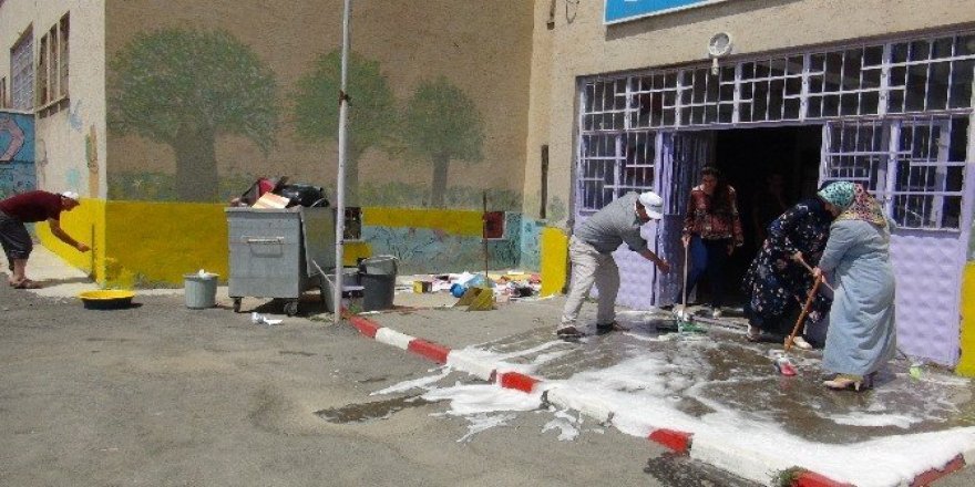 Fedakar öğretmenler iş başında