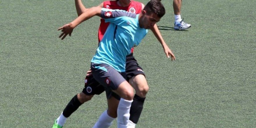Hazırlık maçında kazanan dostluk oldu
