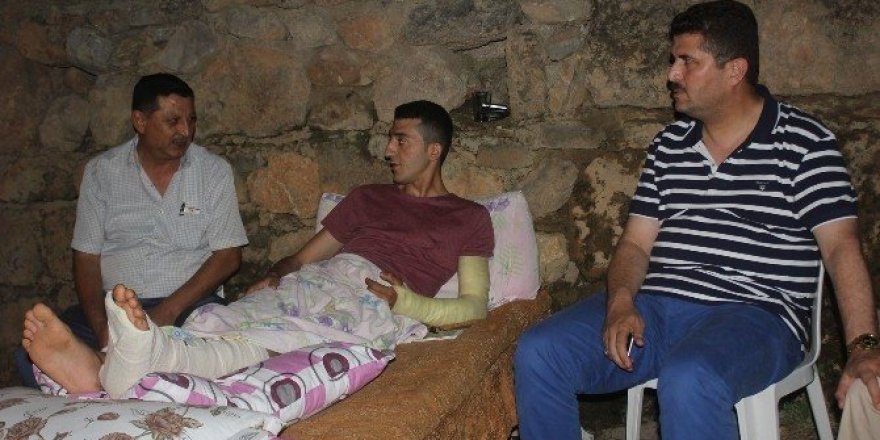 Başkan Demirel, yaralı askeri ziyaret etti