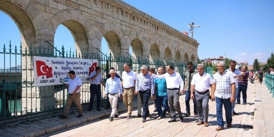 Kardeş ilçelerin belediye başkanları buluştu