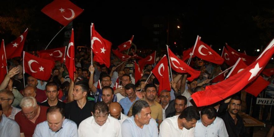 Siirt'te teröre karşı 'huzur nöbeti'