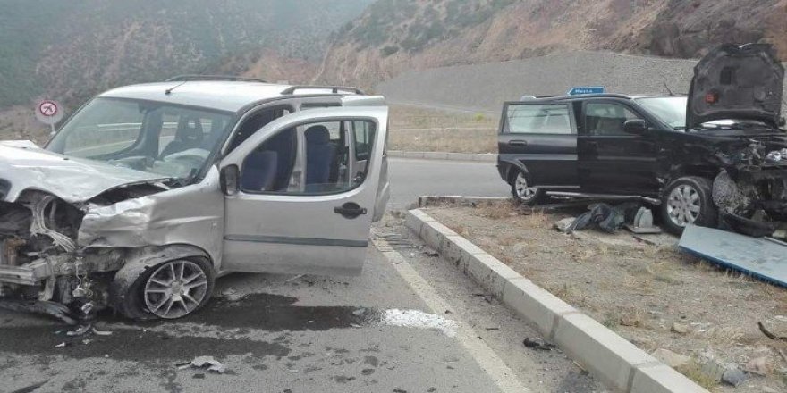 Gümüşhane’de trafik kazası: 8 yaralı