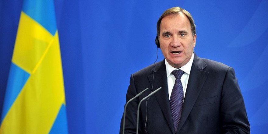 Havalimanındaki afiş sonrası İsveç Başbakanından Türkiye açıklaması