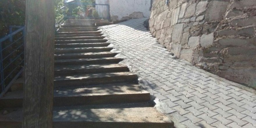 Alaşehir Belediyesi engelleri bir bir kaldırıyor