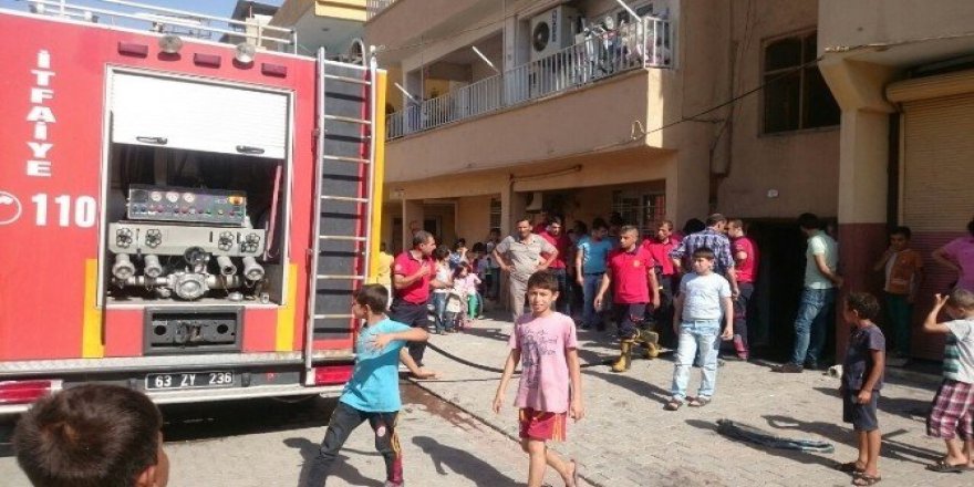 Odunlukta çıkan yangın korkuttu