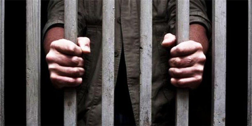 Karaman'da FETÖ operasyonu: 2'si kadın 10 şüpheli tutuklandı!