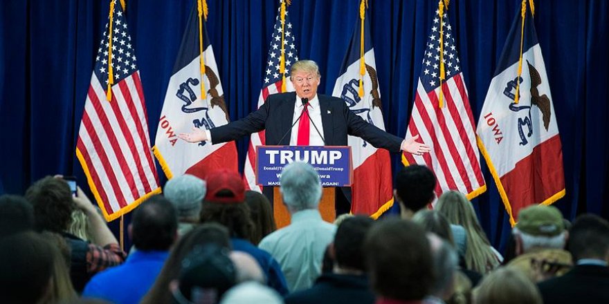Trump son ankete göre Clinton'un 2 puan önünde