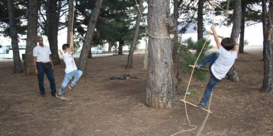 Derbent’te Bilgehane doğa kampı kuruldu