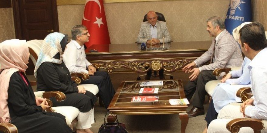 AK Parti İl Yönetim Kurulu toplantısı yapıldı