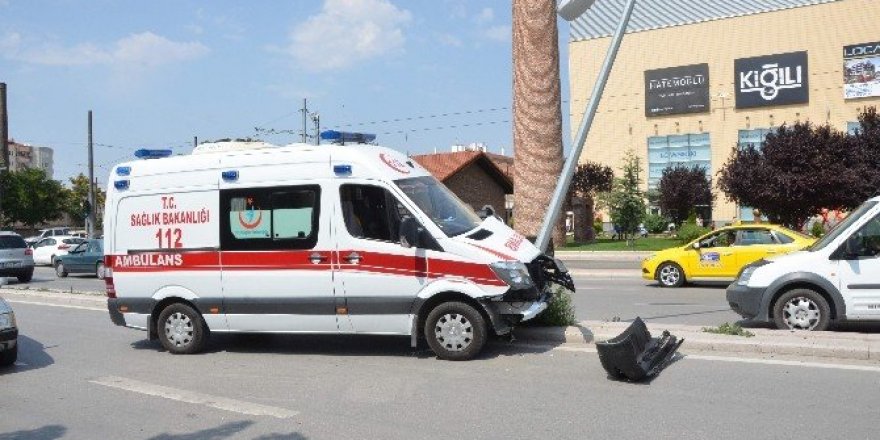 Eskişehir’de ambulans kazası