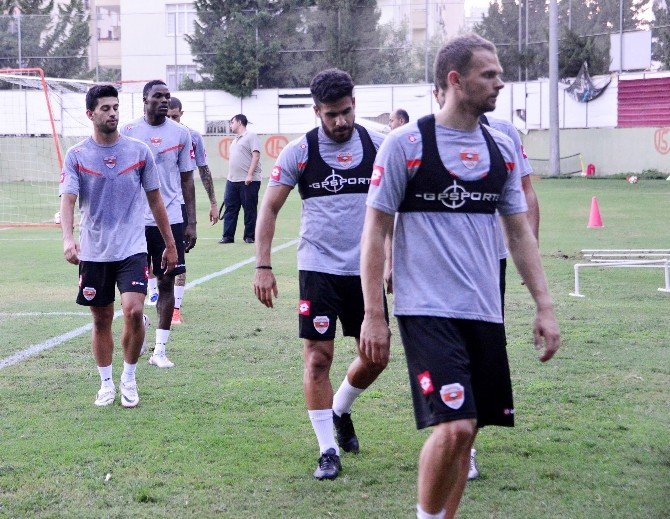 Adanaspor’da Kasımpaşa maçı hazırlıkları sürüyor