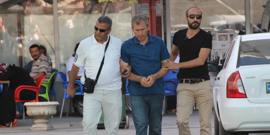 Konya'da FETÖ bağlantılı 50 polis gözaltına alındı
