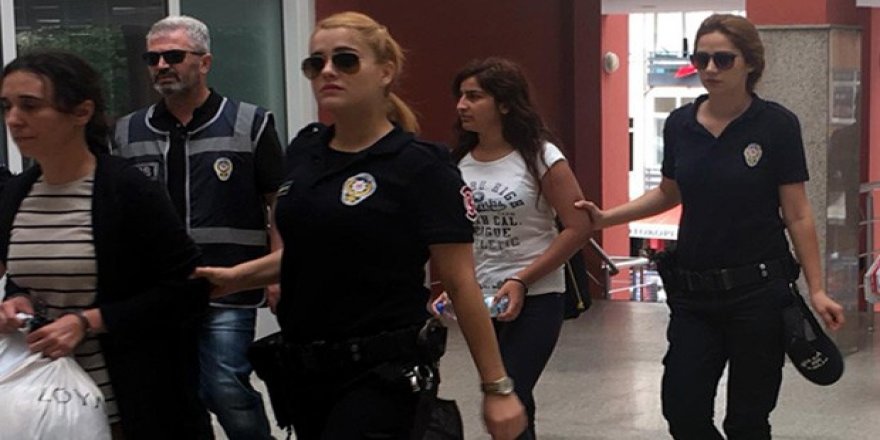 FETÖ operasyonunda 4 akademisyen tutuklandı