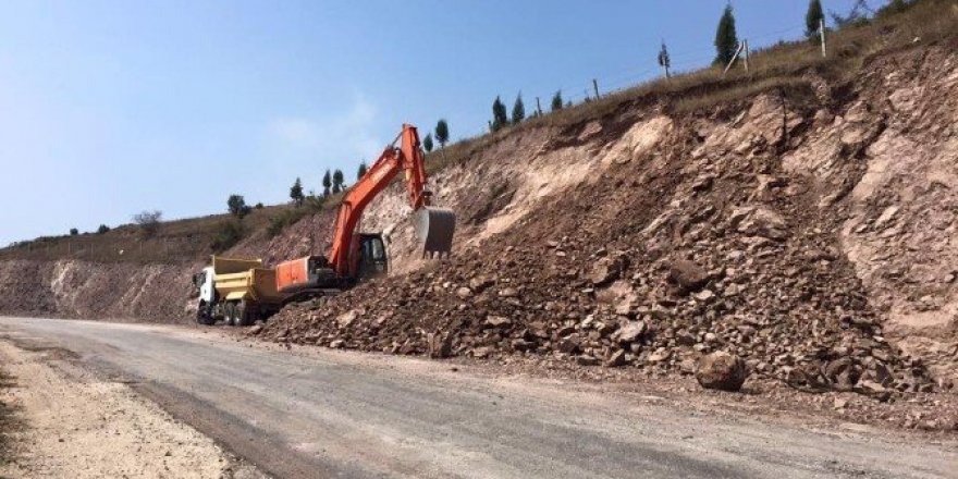 Körfez Belediyesi yol çalışmalarını sürdürüyor