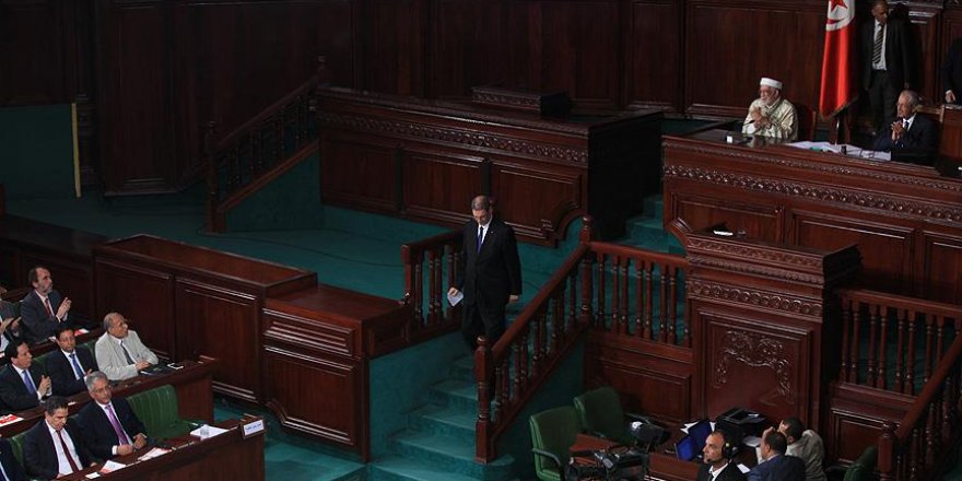 Tunus'ta Ulusal Birlik Hükümeti oylanacak