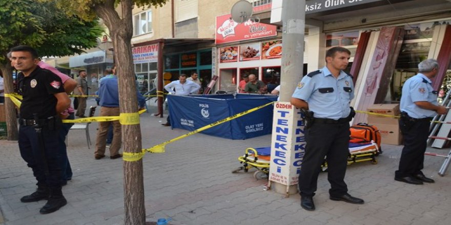 Eski eşini öldürüp intihar etti