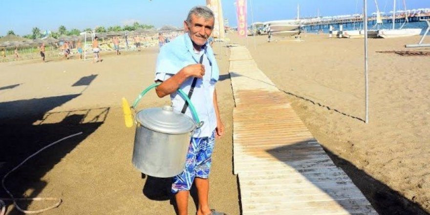 40 derece sıcakta mısır satarak 5 çocuğunu okuttu