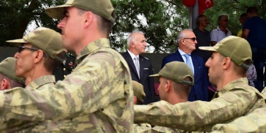 Çakı gibi asker oldular