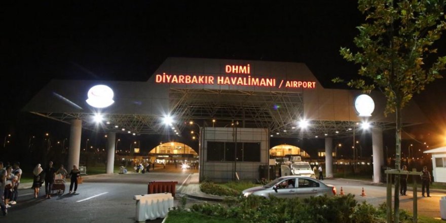 Diyarbakır Havalimanı'na roketatarlı saldırı