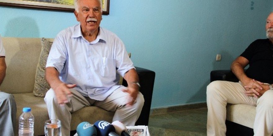 Doğu Perinçek: “Fethullah Gülen bir ceset”