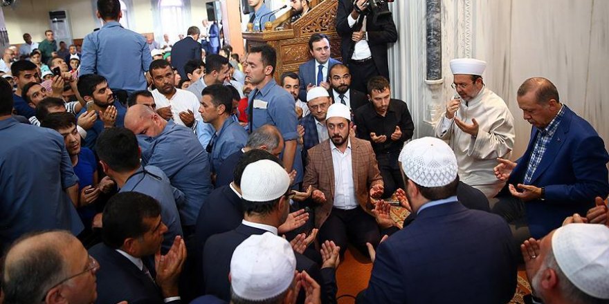 Diyanet İşleri Başkanı Görmez Gaziantep'te mevlite katıldı