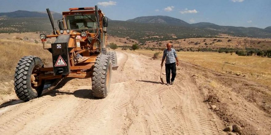 Seydişehir'de arazi yolu çalışmaları